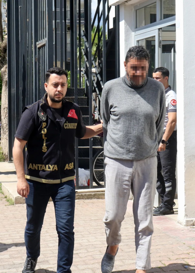 Antalya'da Alacak Tartışması Kanlı Bitti!