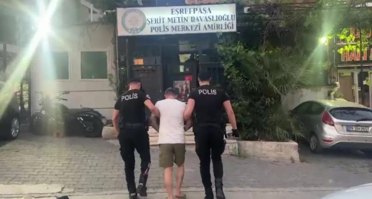 İzmir'de firari hükümlüler yakalandı!
