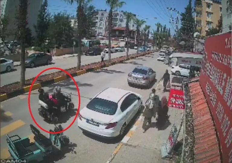 Reyhanlı'da motosiklet kazası ucuz atlatıldı!