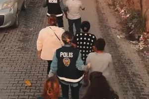 Yalova’da uyuşturucu operasyonu: 22 tutuklama!