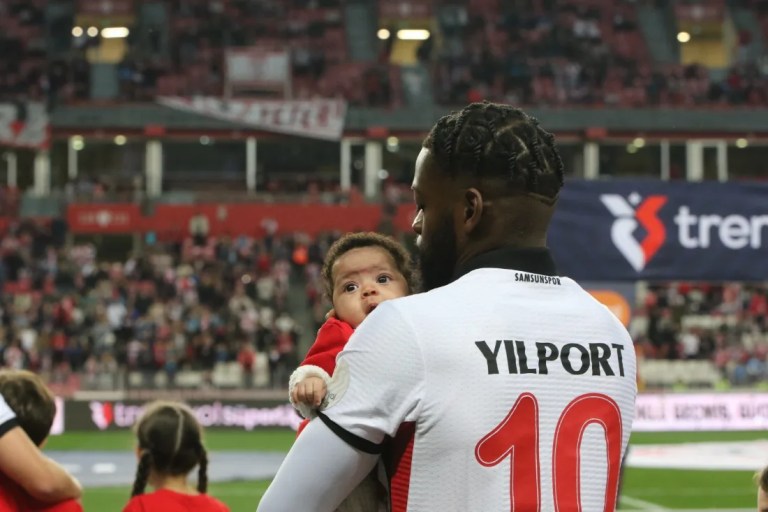 Samsunspor Göztepe'yi 3-0 Yendi!