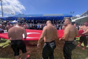 Kağıthane’de başpehlivanlar er meydanında!