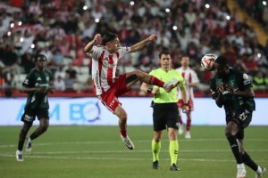 Antalyaspor’un Galibiyeti Yetmedi!