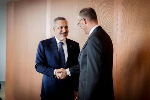 Fidan, Berlin’de Merz ile Buluştu