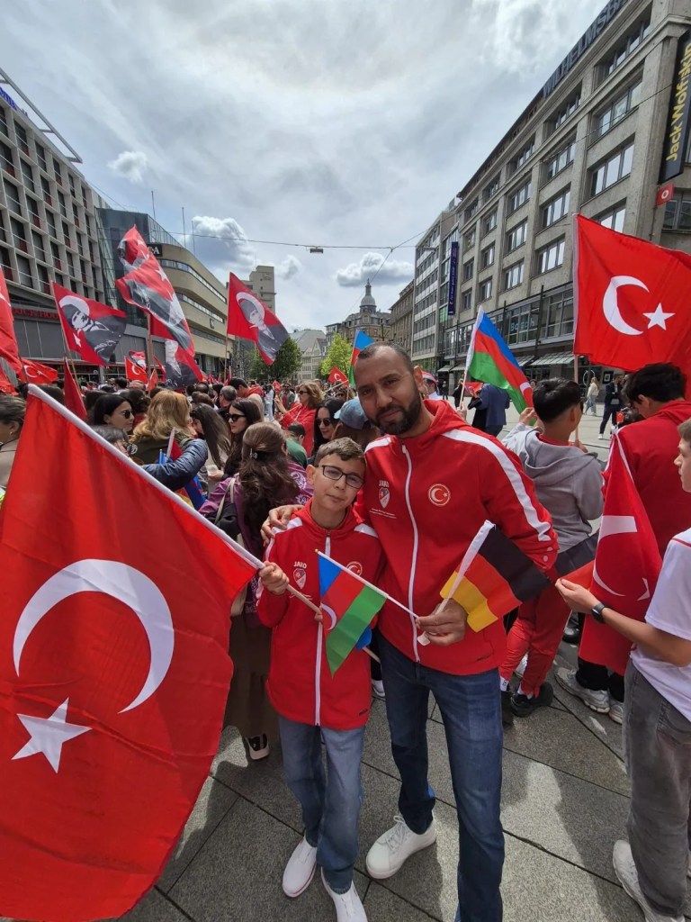 Stuttgart'ta Türk Kültür Günleri Coşkusu
