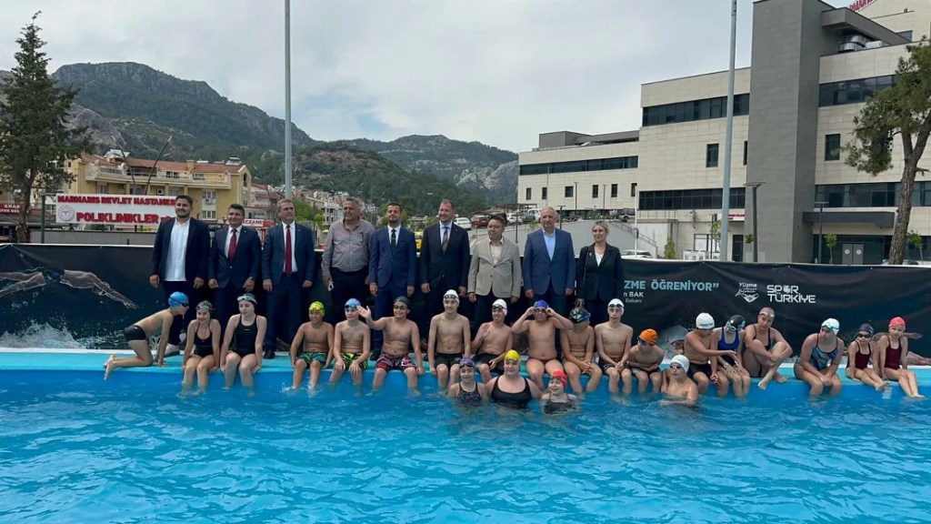 Marmaris'te Sporculara Portatif Havuz Müjdesi