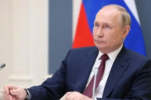 Putin Çin’de Şi Cinping ile Buluştu