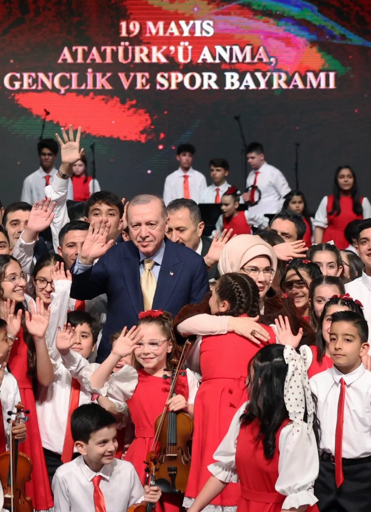 Cumhurbaşkanı Erdoğan Çocuk Konserine Katıldı