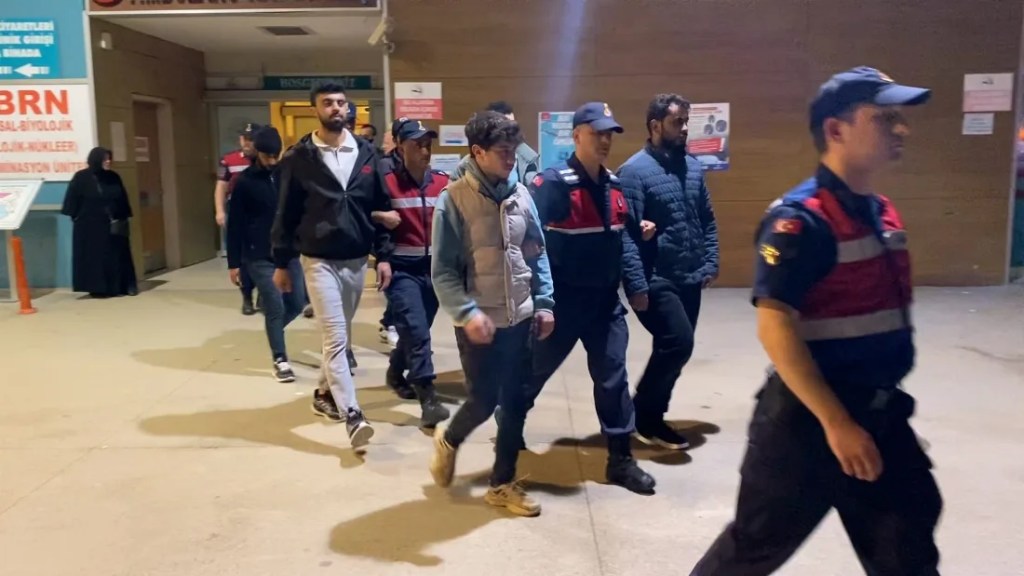 Bursa'da kaçak göçmen operasyonu!