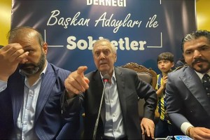 Aziz Yıldırım Fenerbahçe İçin Yeniden Sahada