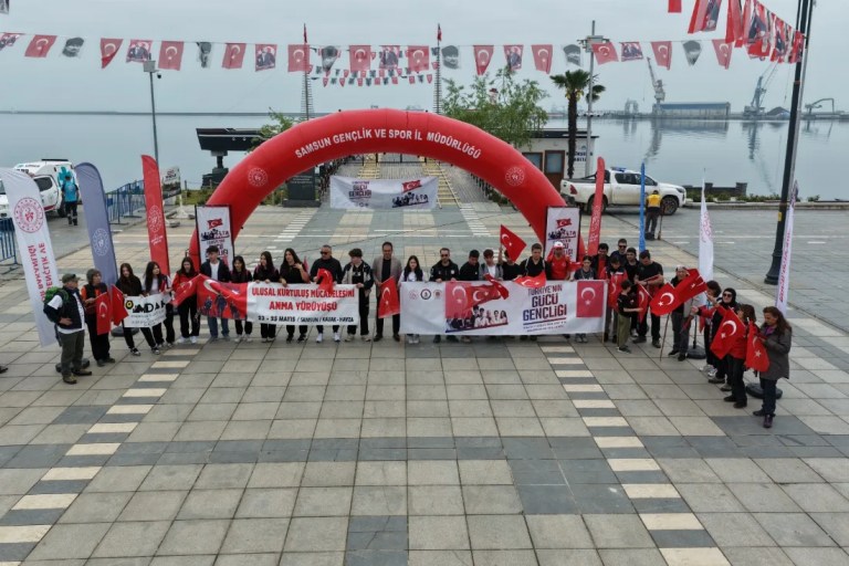 Samsun'da Anma Yürüyüşü Başladı
