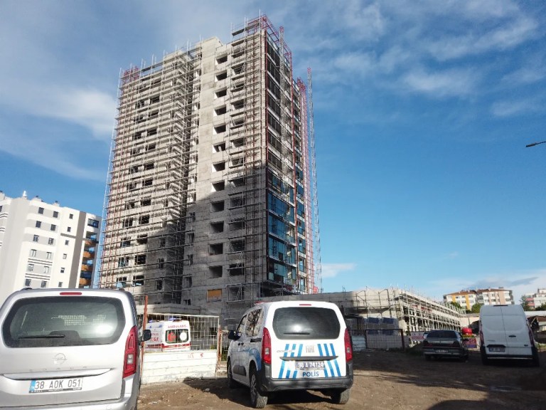 Kayseri'de İnşaatta Mermer Kazası