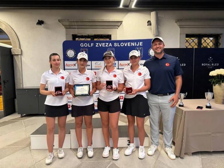 Milli golfçüler Slovenya'da madalya kazandı