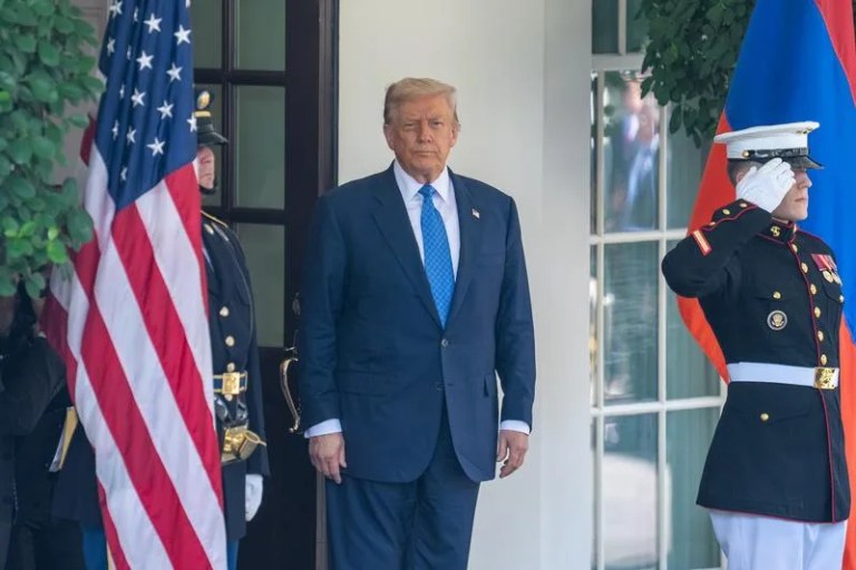 Netanyahu ve Trump Telefonda Görüştü