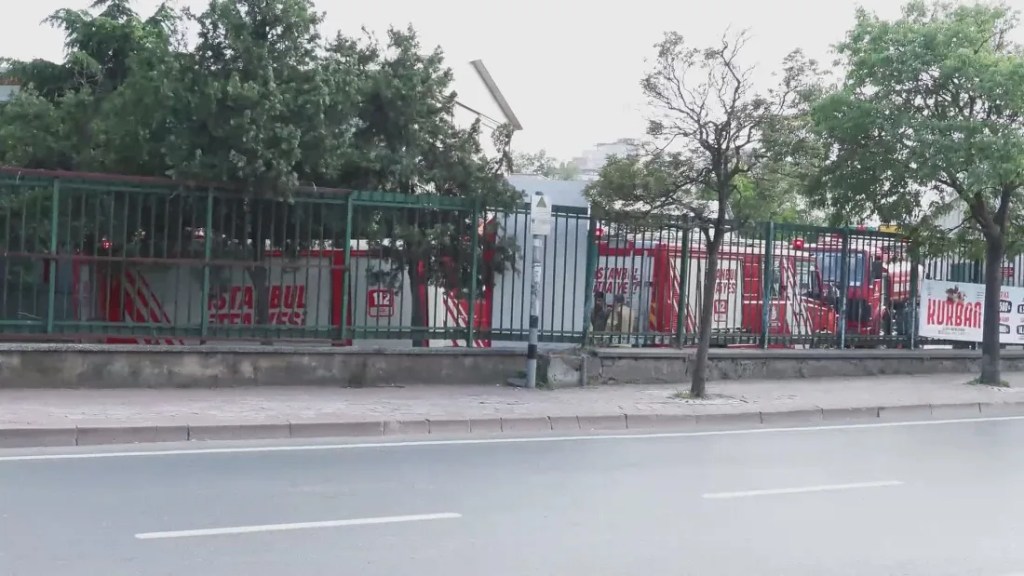 Şişli'de hastanede yangın paniği!