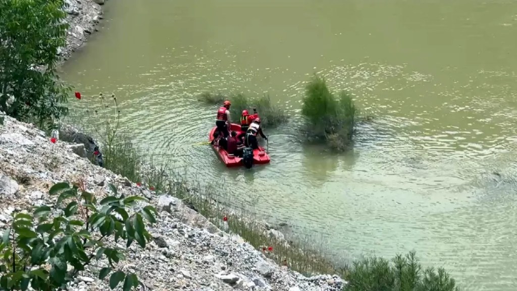 Kahramanmaraş'ta balık tutarken nehre düşen kişi aranıyor!