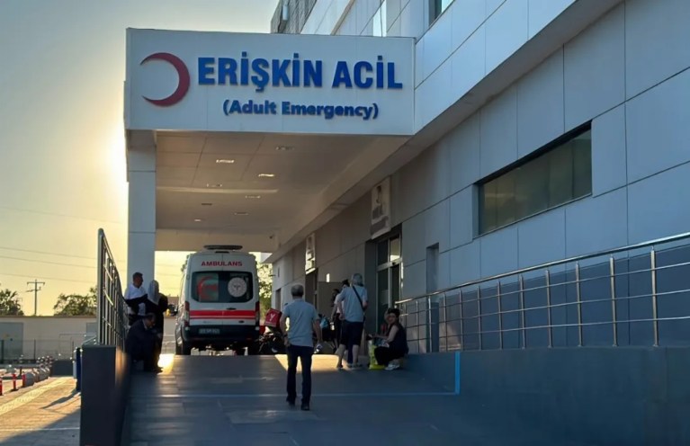 Söke'de otomobile silahlı saldırı!