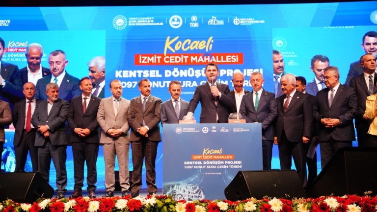 Cedit konutları okullar açılmadan teslim ediliyor