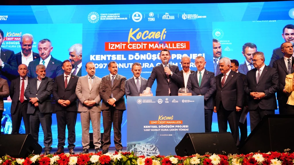 Cedit konutları okullar açılmadan teslim ediliyor