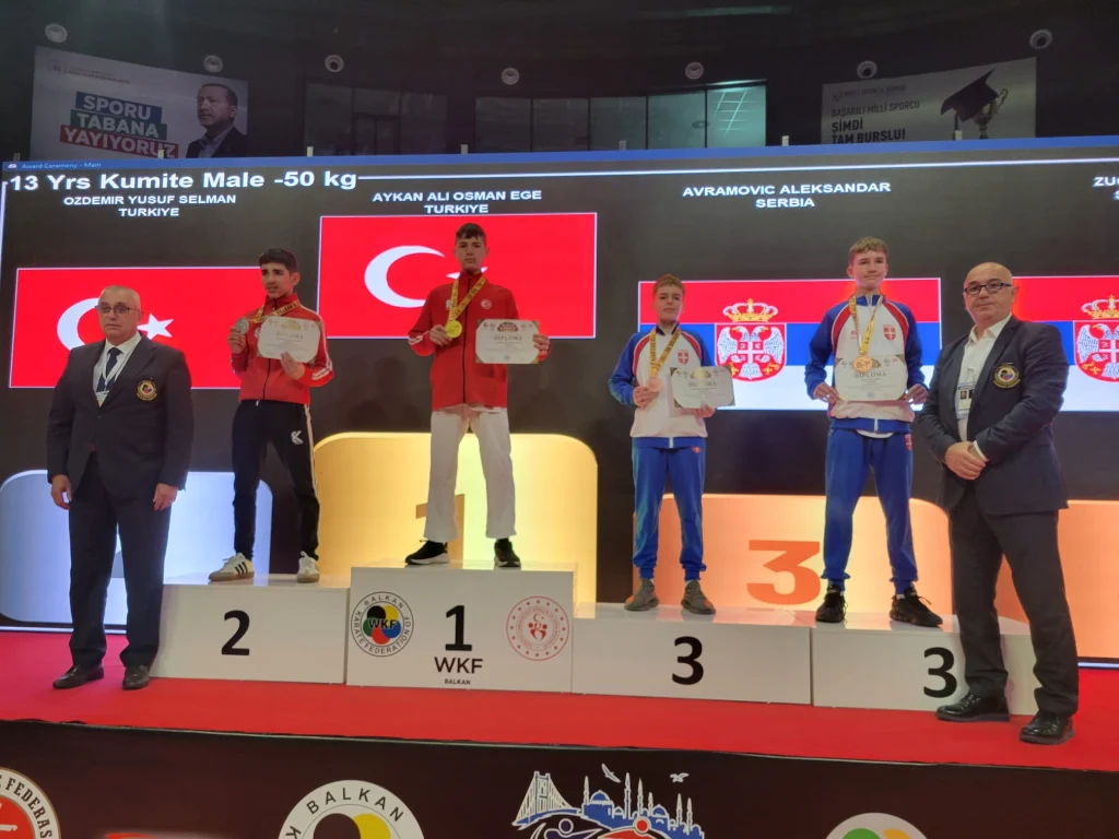 Darıcalı sporcular Balkan Şampiyonası’nda gururlandırdı