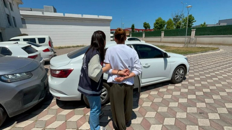Gebze ve Çayırova’da evleri soyan hırsızlar yakalandı!