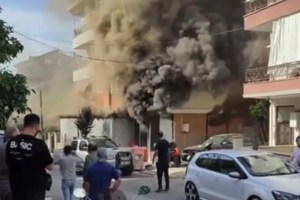 Karamürsel’de bina yangını korkuttu!