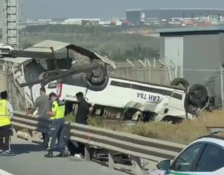 Kuzey Marmara’da işçi servisi devrildi!