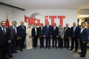 Bakan Işıkhan İsviçre’de Türk STK’larla Buluştu