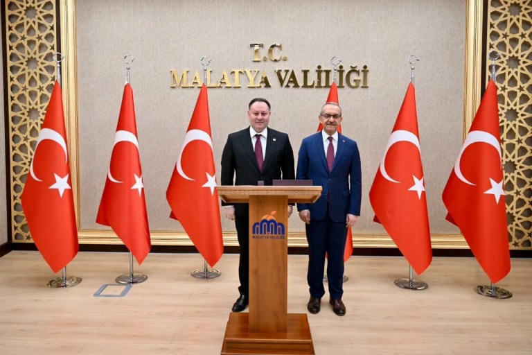 KKTC Meclis Başkanı Öztürkler'den Türkiye'ye Teşekkür