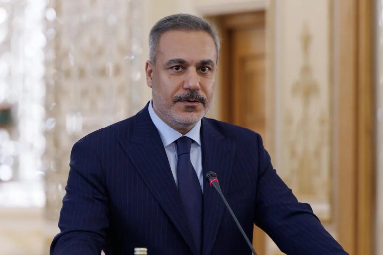 Bakan Fidan Güney Kore'de temaslarda bulundu