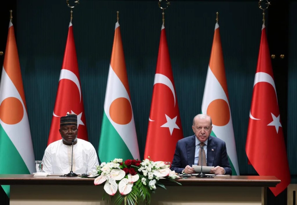 Cumhurbaşkanı Erdoğan, Nijer Cumhurbaşkanı'nı ağırladı
