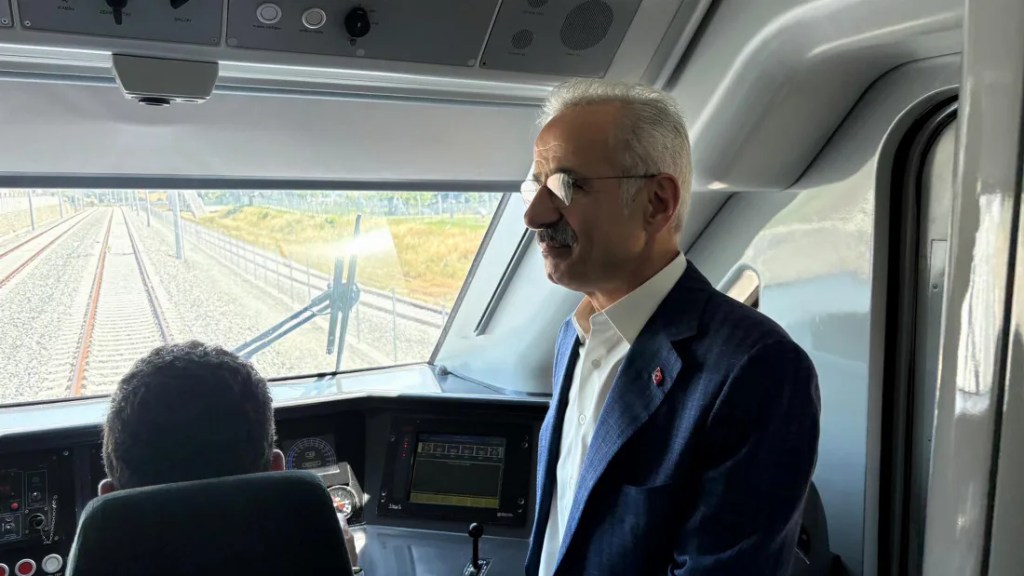 Çerkezköy-Kapıkule hızlı tren hattı yıl bitmeden açılıyor