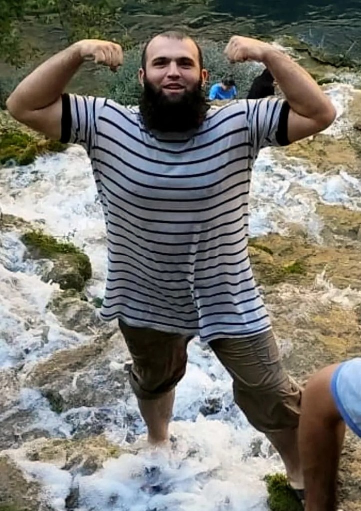 Karaisalı'da kaybolan Ömer'in pantolonu bulundu!