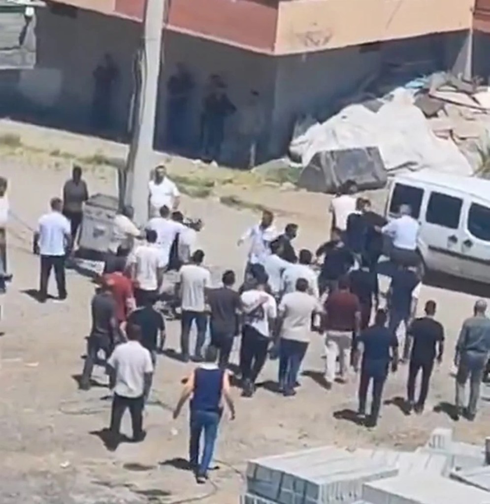 Diyarbakır'da Kavga: 15 Kişi Serbest!