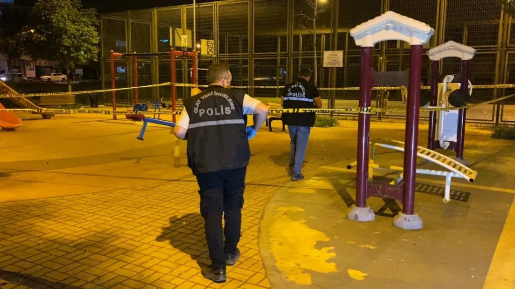 Bursa'da çocuk parkında silahlı saldırı!