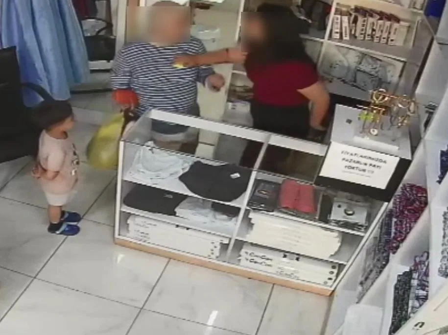 Bolu'da terzi tartışması kamerada!