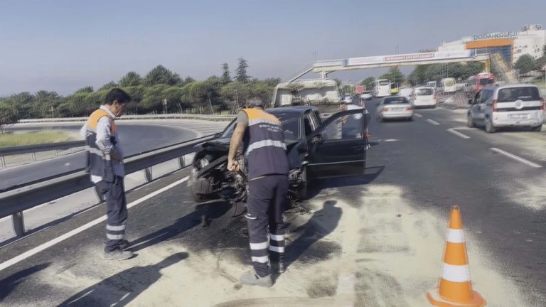 Büyükçekmece'de zincirleme kaza!