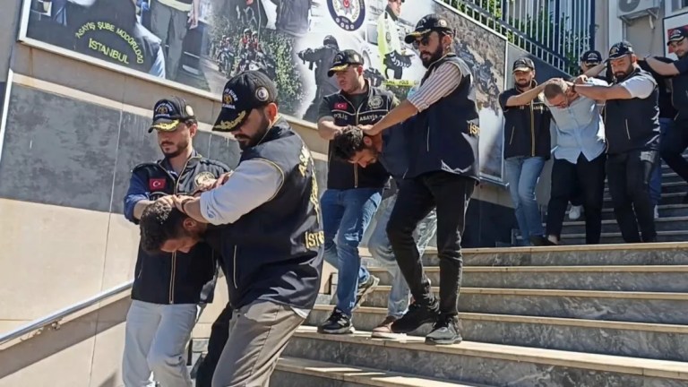Hong Konglu kadını dolandıran şüpheli yakalandı!
