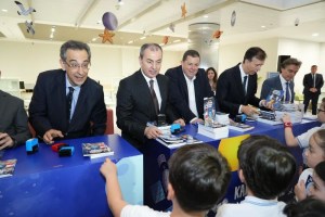 İş Bankası’ndan Kitap Kampanyası Devam Ediyor