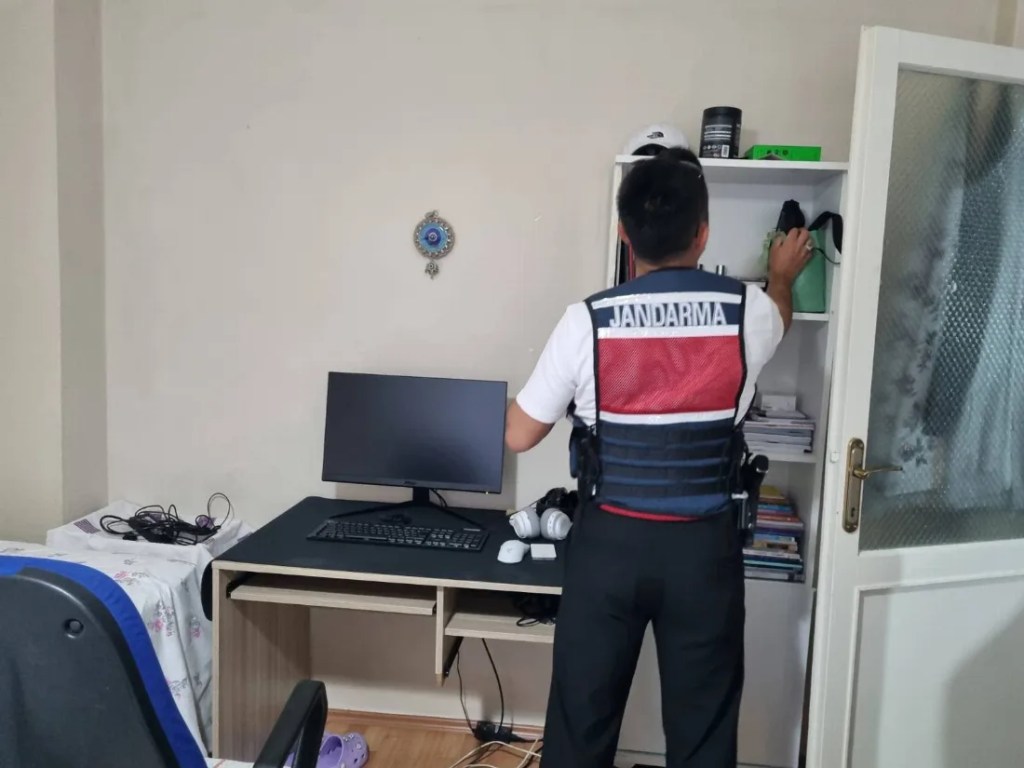 Kredi kartı şebekesi çökertildi!