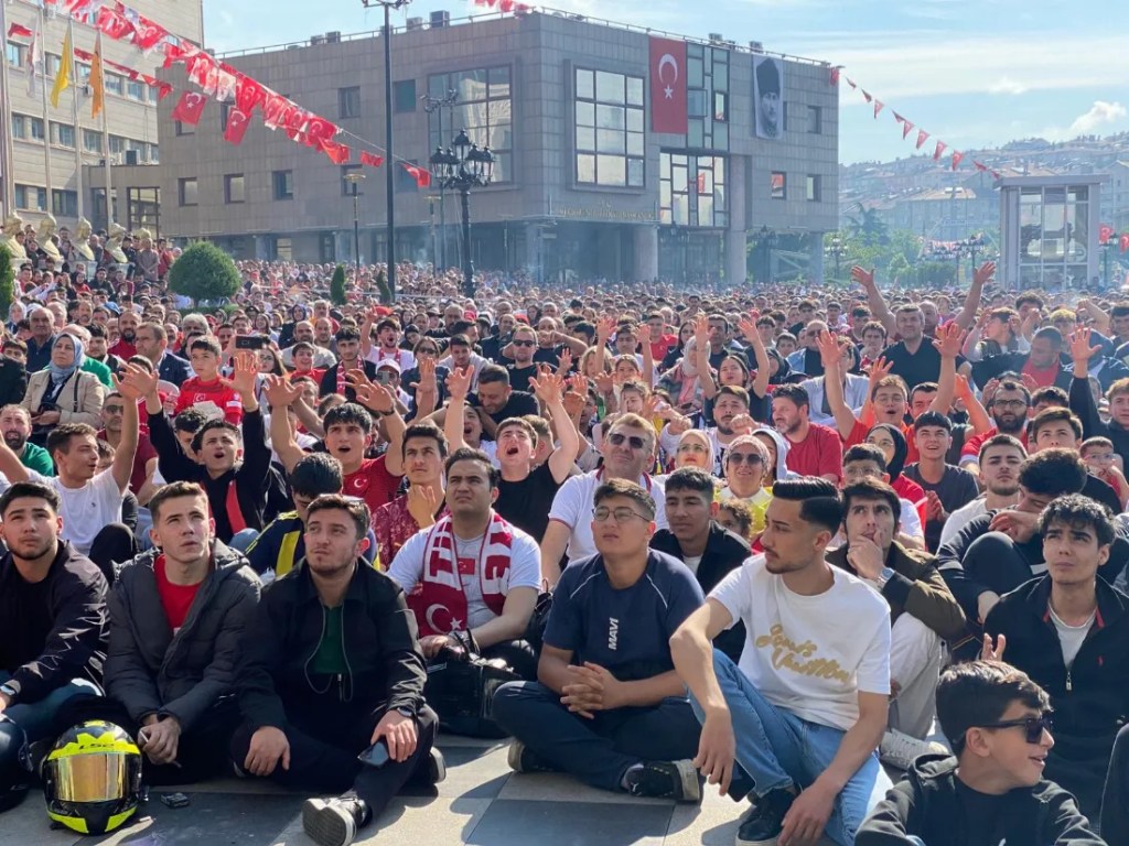 Ankara'da milli maç coşkusu!