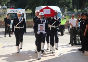 Şehit Polis Tayfun Baş Son Yolculuğuna Uğurlandı