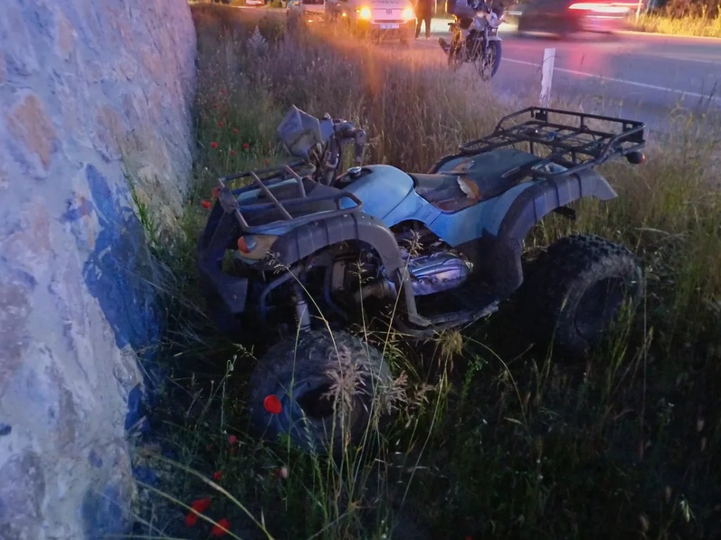 Mudurnu'da ATV tamir ederken otomobil çarptı!