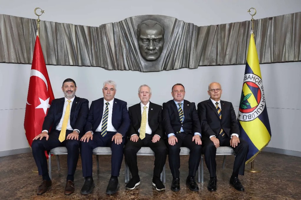 Fenerbahçe'de Görev Dağılımı Tamamlandı